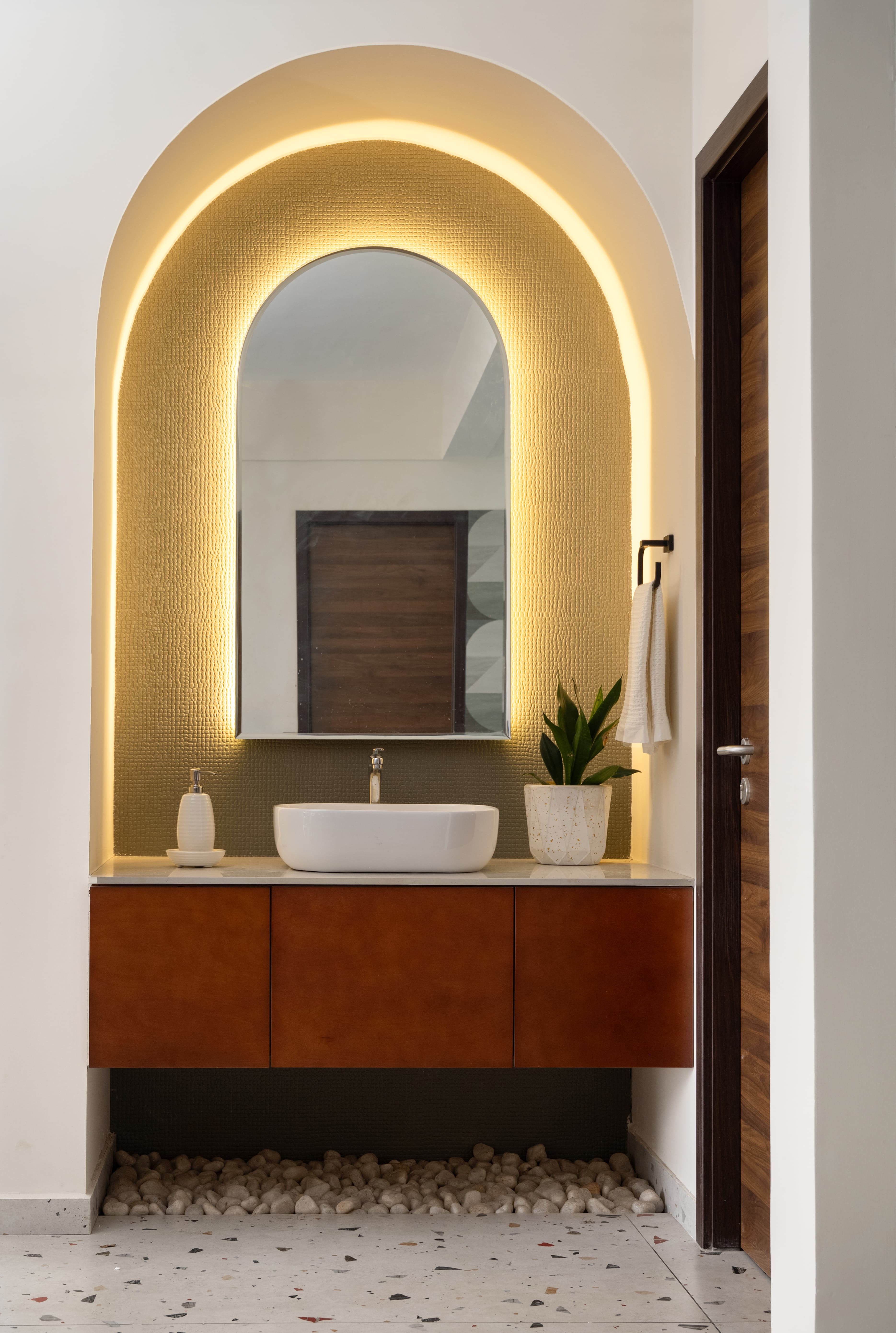 How to Choose the Right Wash Basin Size for Your Bathroom